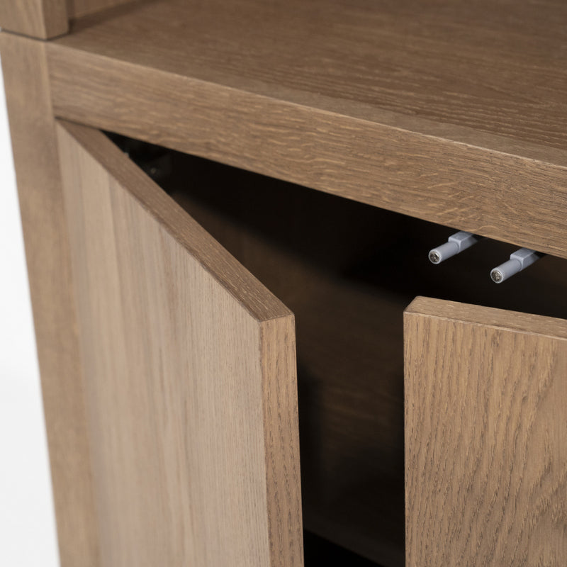 Bücherschrank Natur-braun Eiche furniert, Schrank braun mit zwei Türen, Wohnzimmerschrank braun Holz Eiche furniert, Breite 120 cm
