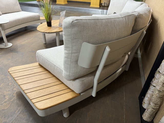 Lounge weiß, Lounge Set zwei Gartensofas, ein Gartencouchtisch, ein Beistelltisch weiß-braun