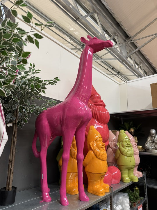Giraffe lila, Deko-Giraffe lila, Höhe ca. 200 cm