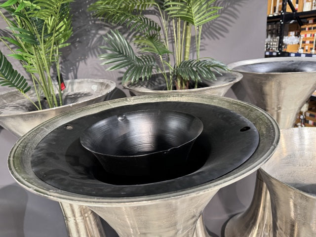 Bodenvase Silber, Bodenvase Metall groß, Vase Silber, Höhe 177 cm