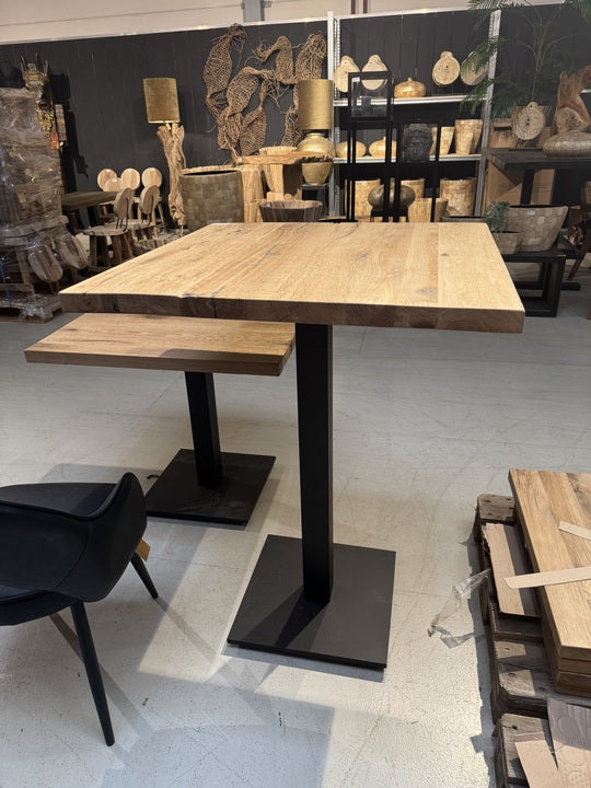 Stehtisch Eiche-Tischplatte, Bartisch schwarz Metall, Maße 60x60 cm