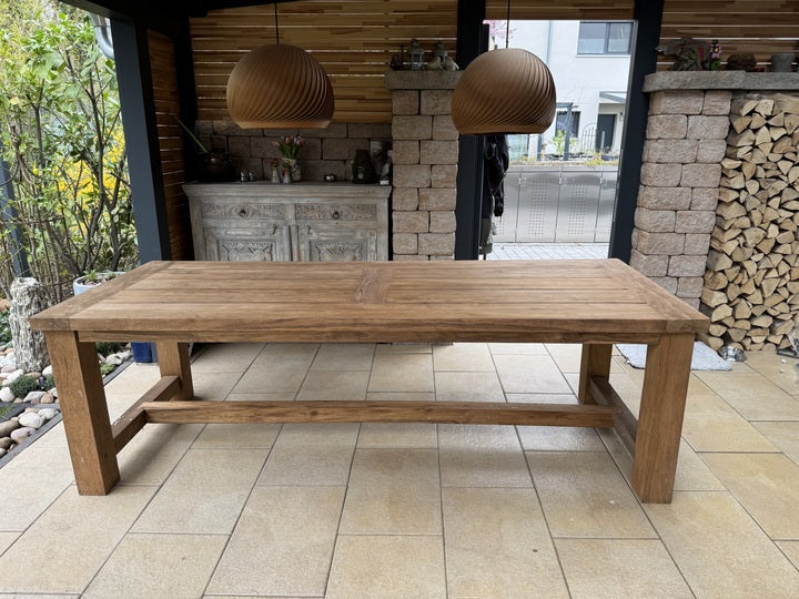Gartentisch Landhaus , Esstisch Massivholz, Tisch Holz massiv, Länge 220 cm