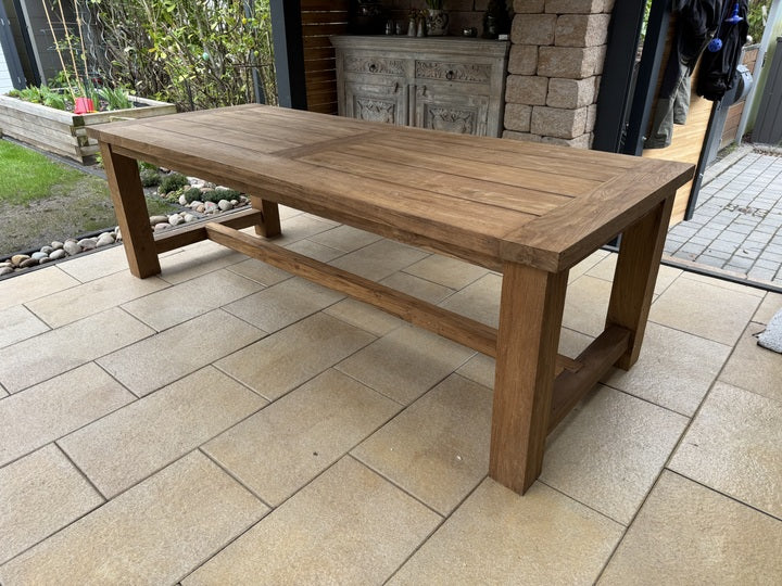 Gartentisch Landhaus , Esstisch Massivholz, Tisch Holz massiv, Länge 220 cm