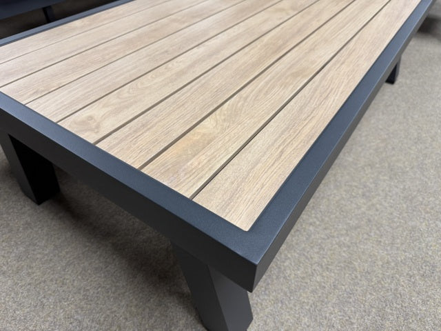 Set 4 teiliges Loungesofa anthrazit-Holzoptik, 2xGartensessel anthrazit outdoor Couchtisch, Garten-Couchtisch anthrazit, Lounge anthrazit Aluminium-Gestell