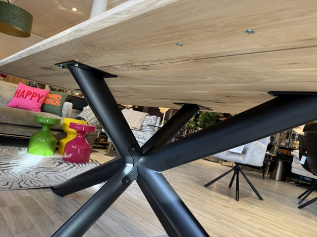 Esstisch Eiche massiv, Tisch Eiche Metall Tischgestell, Länge 200 cm