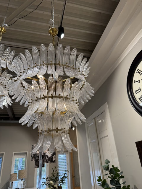 Kronleuchter weiß-Gold, Hängeleuchte Gold, Durchmesser 70 cm