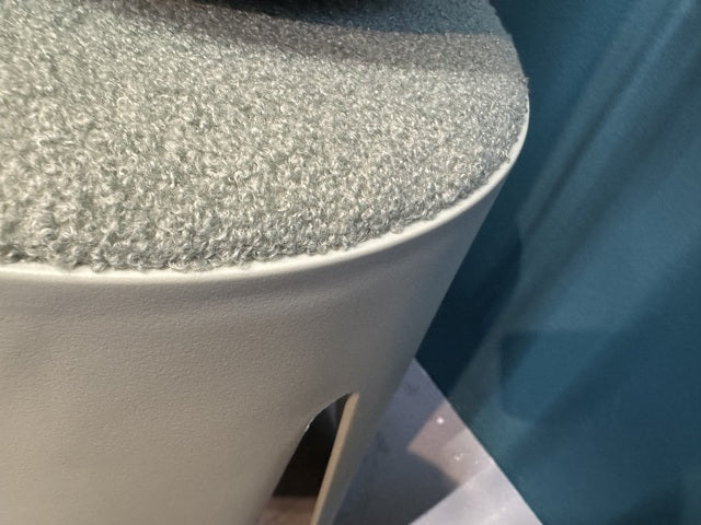 Hocker hellgrau Kunststoff, stapelbarer Hocker gepolstert hellgrau