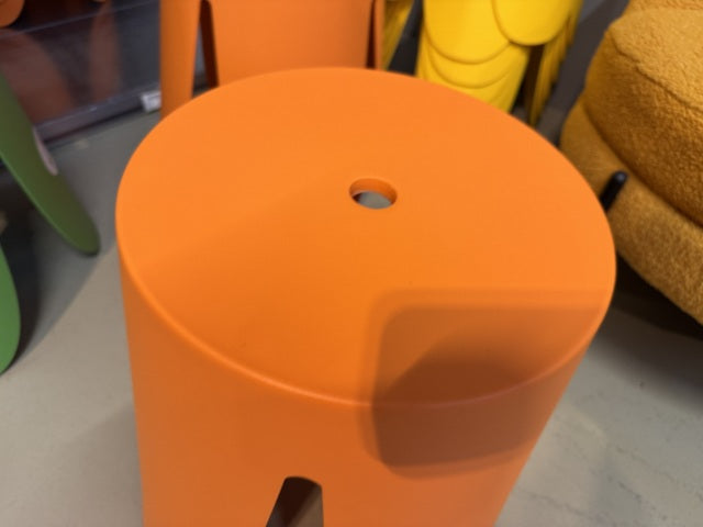 Hocker orange Kunststoff, stapelbarer Hocker orange