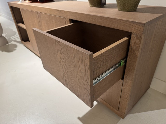 Sideboard Hellbraun, Schrank Naturholz mit zwei Türen und zwei Schubladen, Anrichte braun, Breite 200 cm