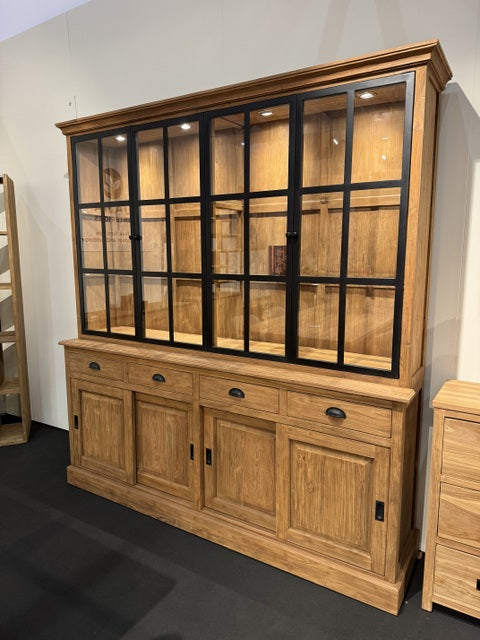 Vitrine Teak mit LED Beleuchtung, Geschirrschrank Teak, Schrank mit Beleuchtung Massivholz Teak, Breite 158 cm