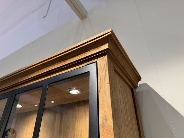 Vitrine Teak mit LED Beleuchtung, Geschirrschrank Teak, Schrank mit Beleuchtung Massivholz Teak, Breite 158 cm