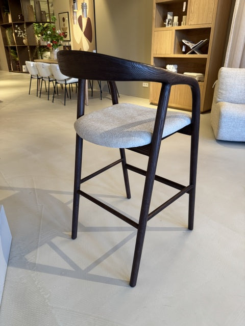 Barstuhl braun Holz-Gestell, Sitzhöhe 75 cm