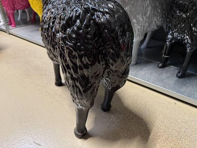 Schaf weiß Skulptur, Deko-Schaf weiß, Schaf Kunstobjekt, Höhe 60 cm