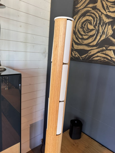 Garderobenständer Naturholz, Kleiderständer mit ausklappbaren Hacken