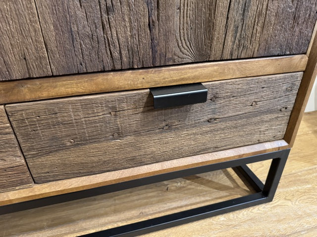 Schrank-Regal Altholz braun, Regal schwarz Metall, Schrank Industriedesign, Breite 120 cm