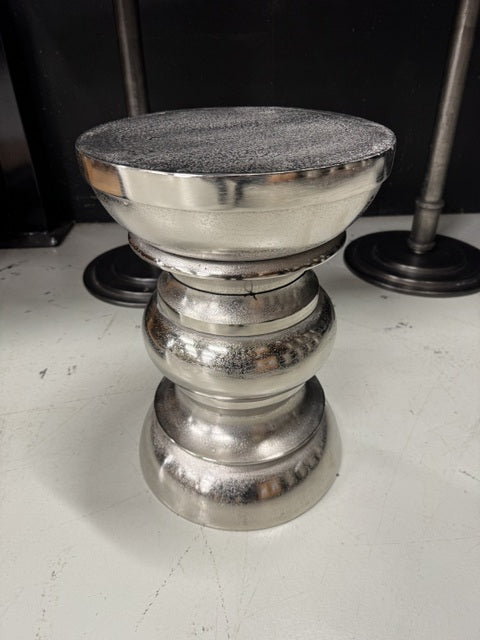 Beistelltisch rund Silber, runder Metall-Beistelltisch Alu, Durchmesser 33 cm