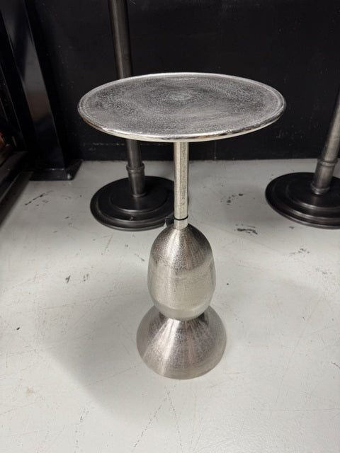 Beistelltisch rund Silber, runder Metall-Beistelltisch Alu, Durchmesser 29 cm