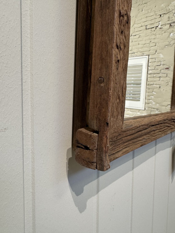 Altholz-Wandspiegel braun, Wandspiegel handgeschnitztes Altholz , Höhe 140 cm