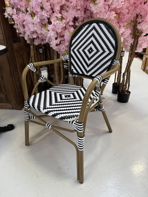 3er Set Bistrotisch mit zwei Stühlen, Durchmesser Bistrotisch 70 cm