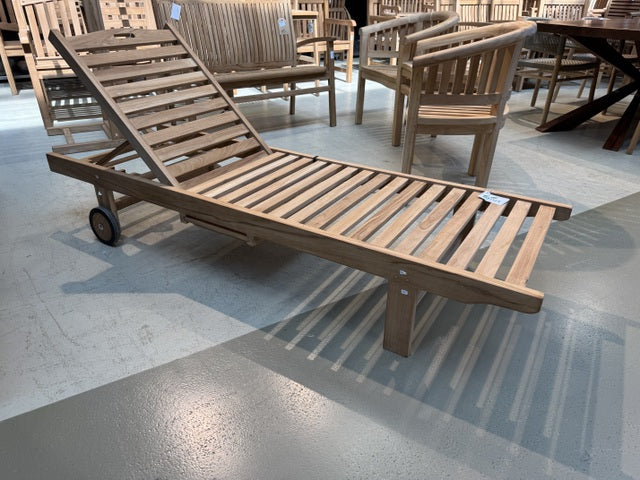 Gartenliege Teakholz, Sonnenliege mit Beistelltisch