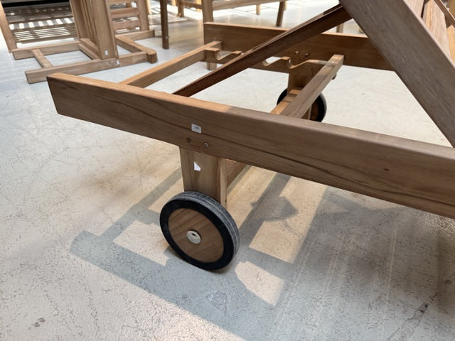 Gartenliege Teakholz, Sonnenliege mit Beistelltisch