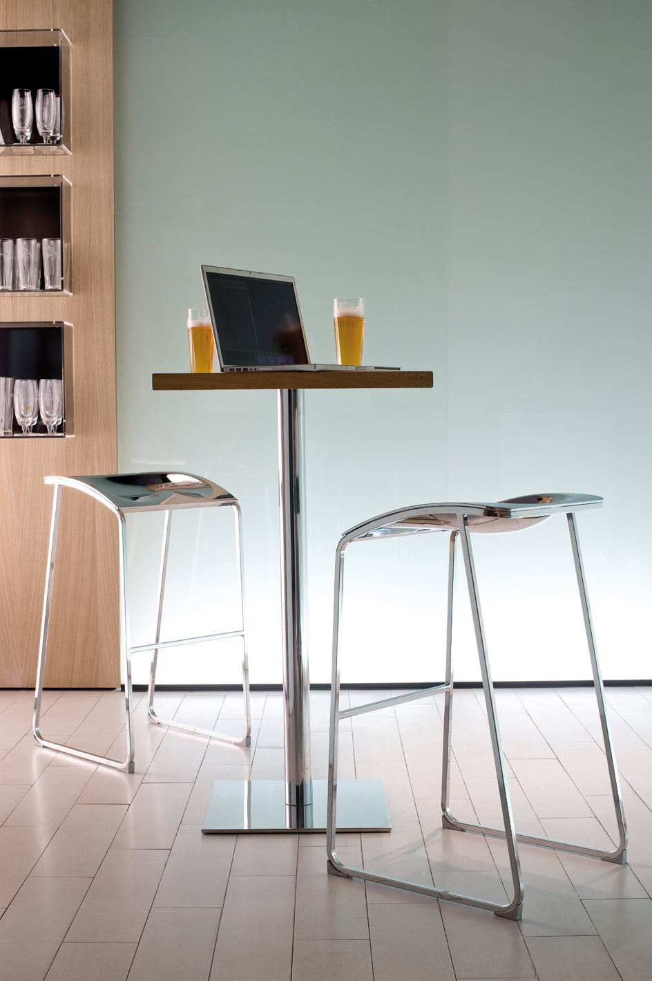 Design Barhocker Silber, Sitzhöhe 65 cm