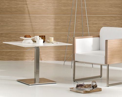 Design Sessel gepolstert in zwei Farben, Sitzhöhe 46 cm