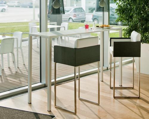 Design Sessel gepolstert in zwei Farben, Sitzhöhe 46 cm