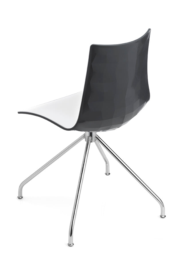 Design Stuhl, Kunststoff, verchromt, Sitzhöhe 46 cm