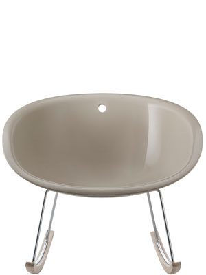 Schaukelstuhl, Design Stuhl-Sessel mit eine Sitzschale aus Kunststoff
