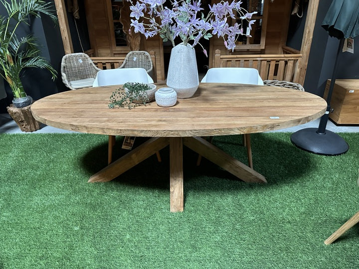Gartentisch oval Massivholz,  Esstisch oval Alt-Teakholz, Gartenesstisch oval Holz Teak, Massivholz Esstisch oval, Länge 300 cm