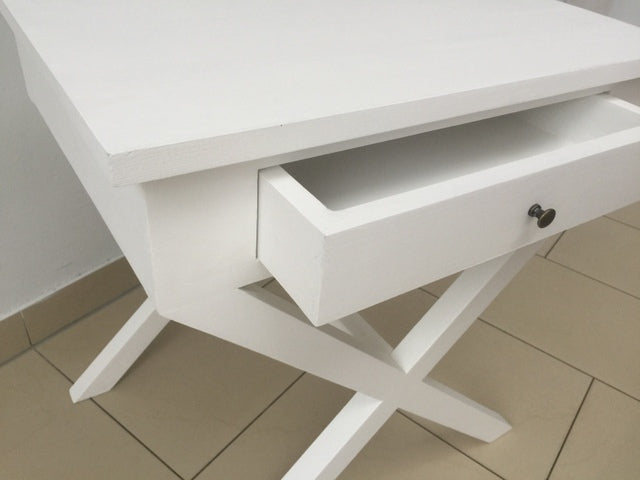 Nachttisch weiß, Beistelltisch weiß Landhausstil, Beistelltisch Holz, Maße 55 x 45 cm