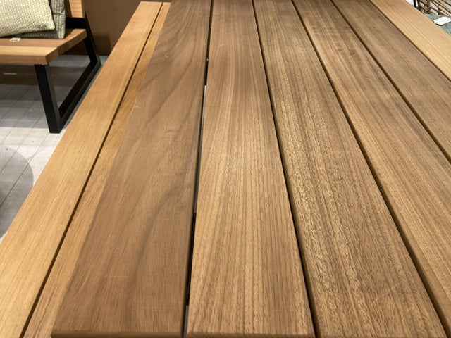 Gartentisch mit Sitzbank braun-beige, Picknick-Sitzgruppe braun, Tisch-Bank beige. Länge 206 cm