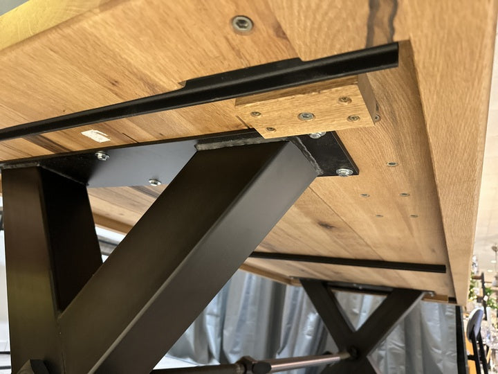 Esstisch massiv Eiche, Tisch Industriedesign Gestell aus Metall, Tisch Eiche massiv, Maße 280 x 100 cm