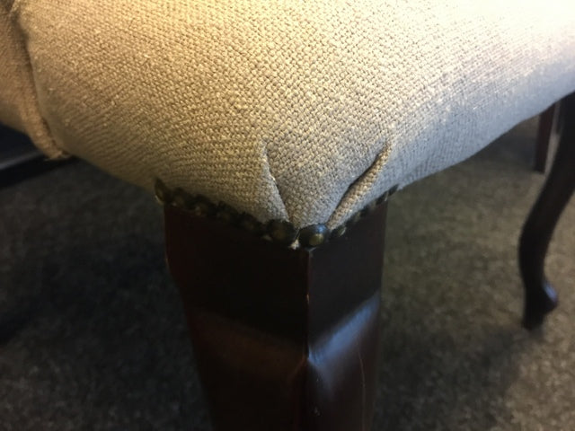 Stuhl gepolstert in verschiedenen Farben, Stuhl mit Ring Chesterfield Farbe Sand