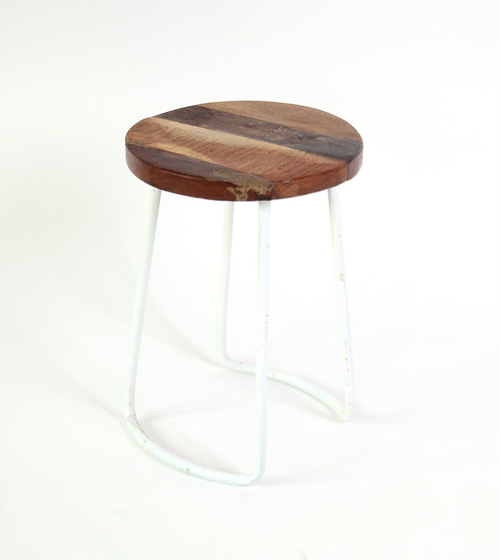 Hocker aus Metall und Massivholz im Industriedesign, Höhe 45 cm