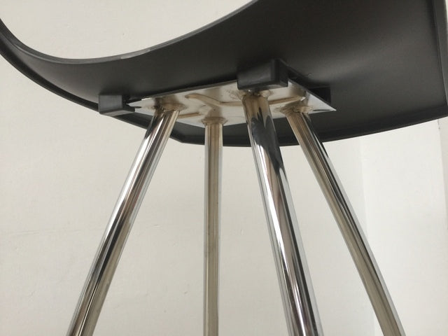 Design Barhocker schwarz, Barstuhl schwarz verchromtes Gestell, Sitzhöhe 80 cm