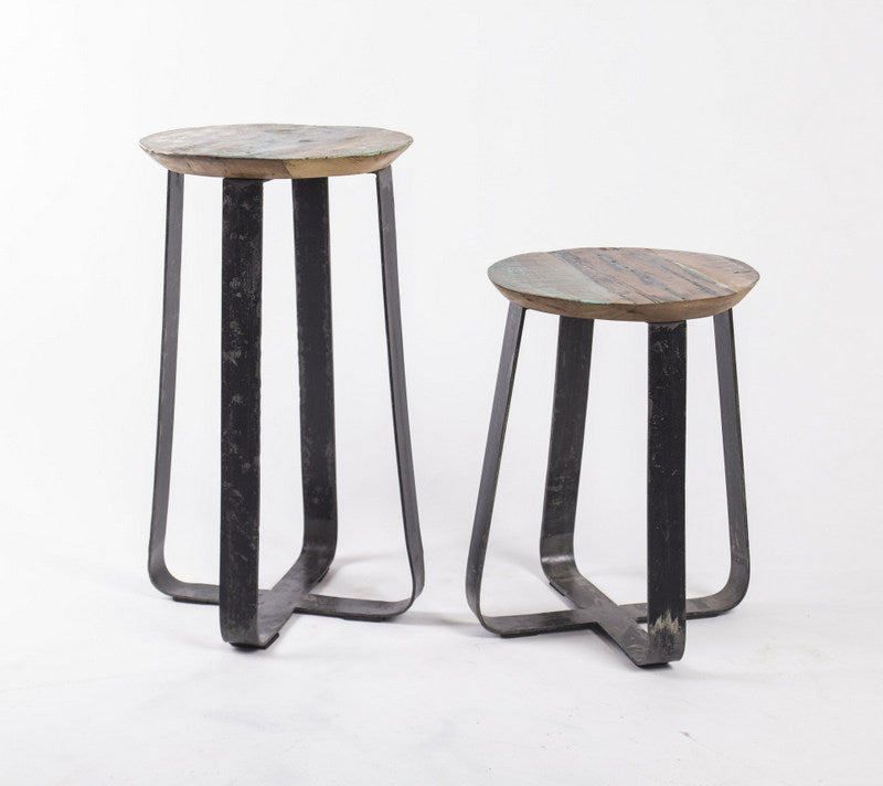 Hocker aus Metall und Massivholz im Industriedesign, Höhe 45 cm