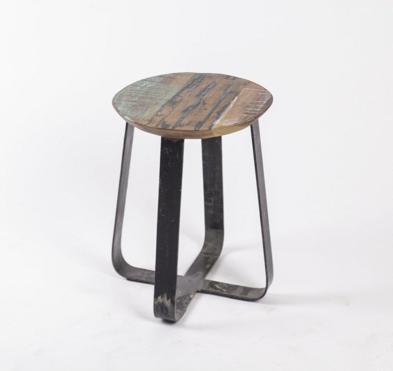 Hocker aus Metall und Massivholz im Industriedesign, Höhe 45 cm