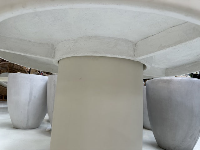 Runder Gartentisch weiß-cream, Esstisch weiß rund, Gartentisch rund Kunststoffbeton cream-weiß, Länge 120 cm