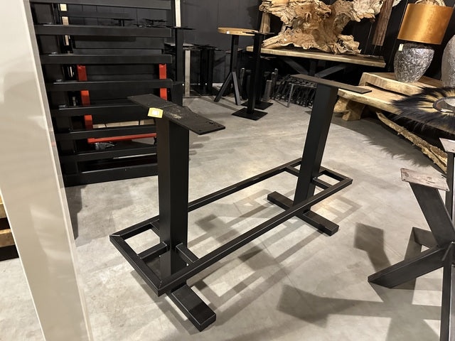 Bartischgestell schwarz, Tischgestell für eine Bartisch, Bartischfüße schwarz,  Breite 160 cm