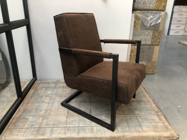 Club Sessel braun Industriedesign, Sessel braun