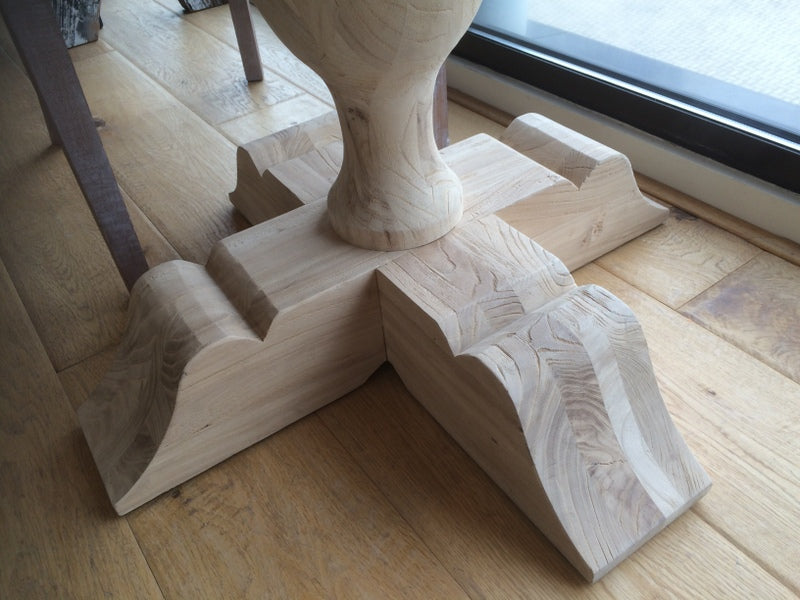 Bistro Tisch Massivholz, Maße 70x70 cm