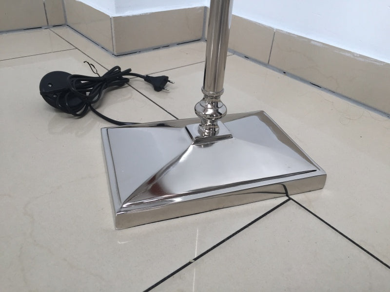 Stehlampe Silber klassisch,  Stehleuchte verchromt, Höhe 150 cm