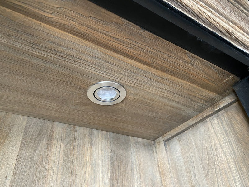 Buffetschrank schwarz mit Beleuchtung, Geschirrschrank schwarz Landhausstil, Vitrine schwarz Landhaus, Breite 130 cm