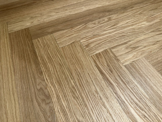 Esstisch Fischgrätenmuster, Tisch Eiche furniert, Eichen Tischplatte Fischgrätenmuster, Länge 240 cm