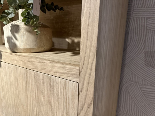 Schrank modern Farbe Naturholz, Schrank Naturholz mit vier Türen und zwei Schubladen, Wohnzimmerschrank Naturholz, Breite 200 cm