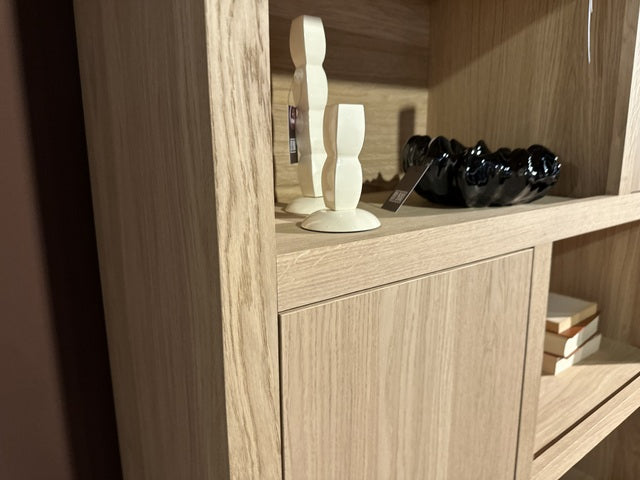 Schrank modern Farbe Naturholz, Schrank Naturholz mit vier Türen, Wohnzimmerschrank Naturholz, Breite 120 cm