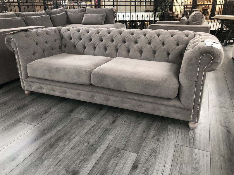 Chesterfield Sofa grau, Sofa grau Chesterfield, Breite 260 cm