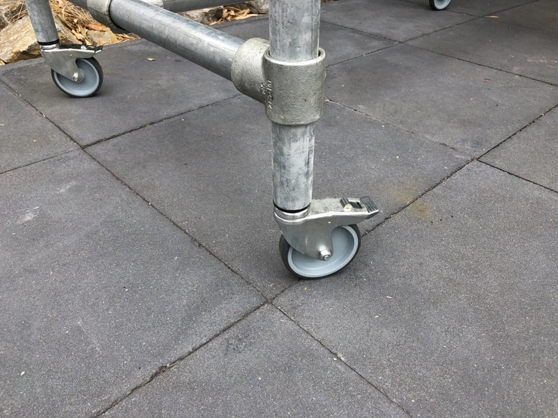 Tischgestell auf Rollen Industriedesign, Gestell Rohrgestell Metall,  Maße 144 x 73 cm